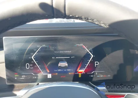 2026 BMW 740I xDrive from USA, damaged, VIN WBA33EH05TCW38234